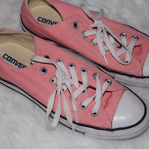 Peach Converse Lowtop